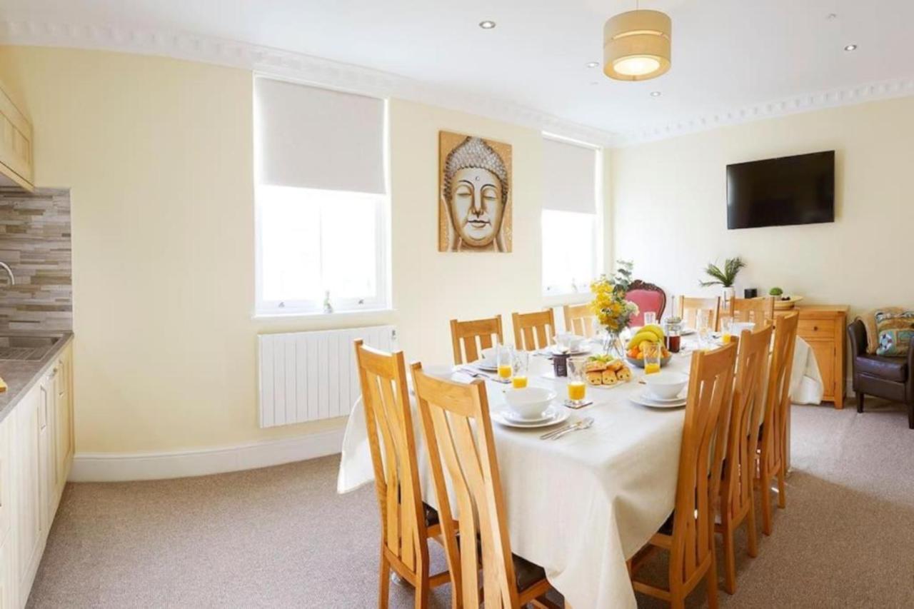 Denelea - Stunning Sea Views! Scarborough Exterior foto