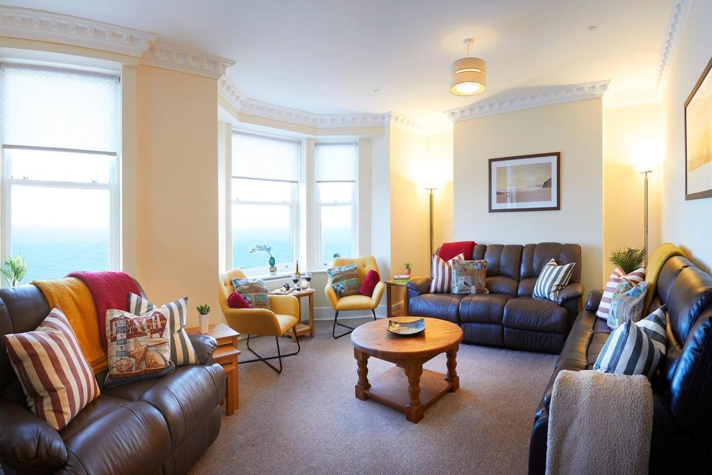 Denelea - Stunning Sea Views! Scarborough Exterior foto